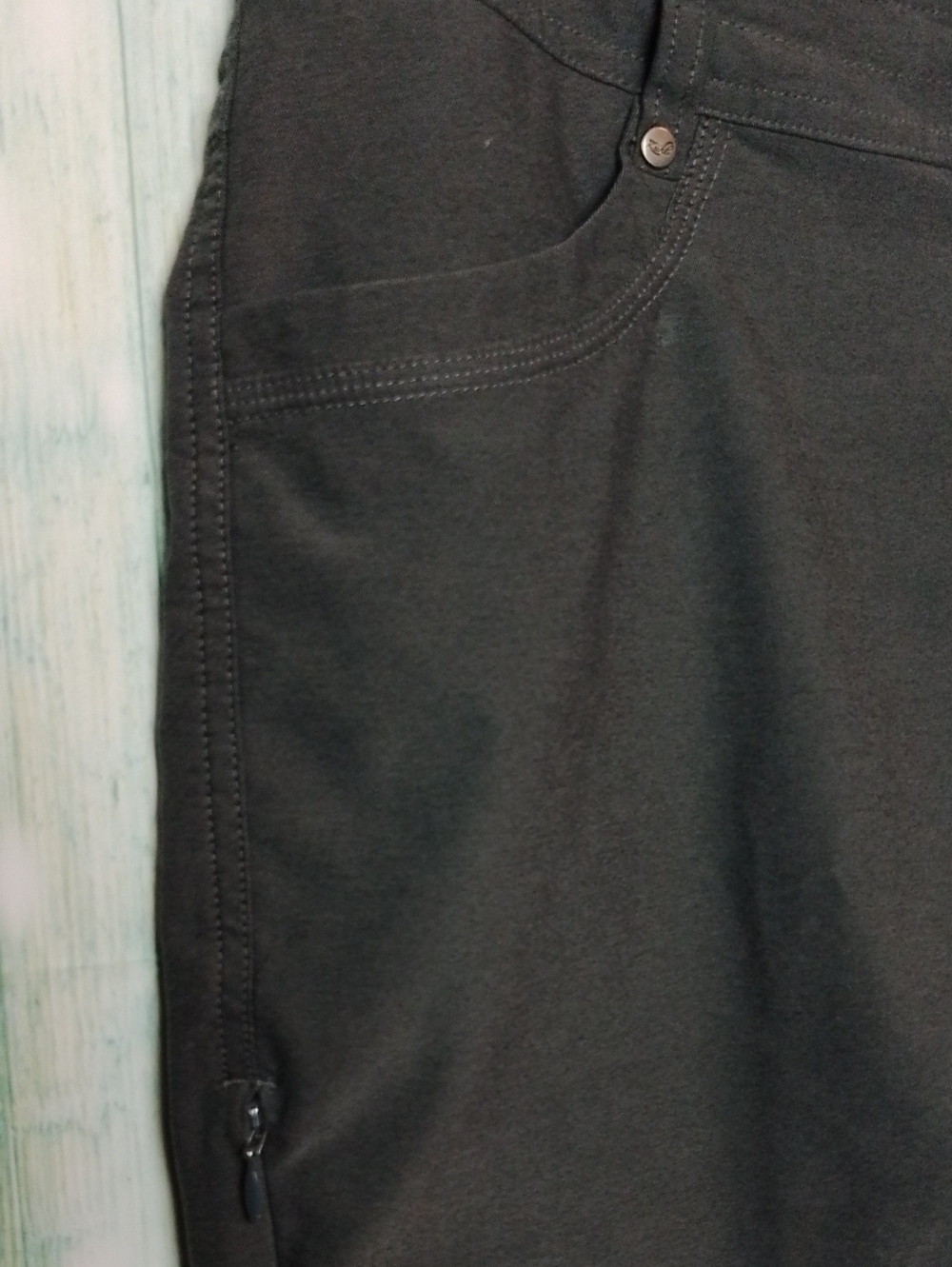 Kuhl TREKR 8" Short Size 6 Charcoal Gray - Picture 5 of 16